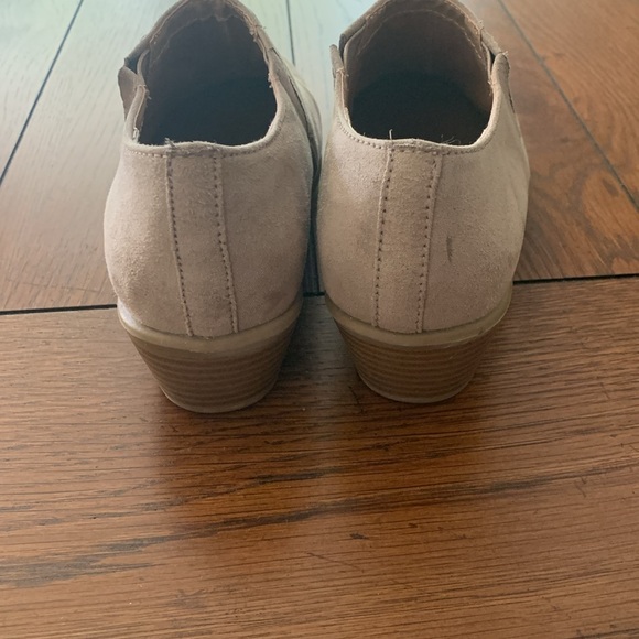 Booties - Picture 3 of 3